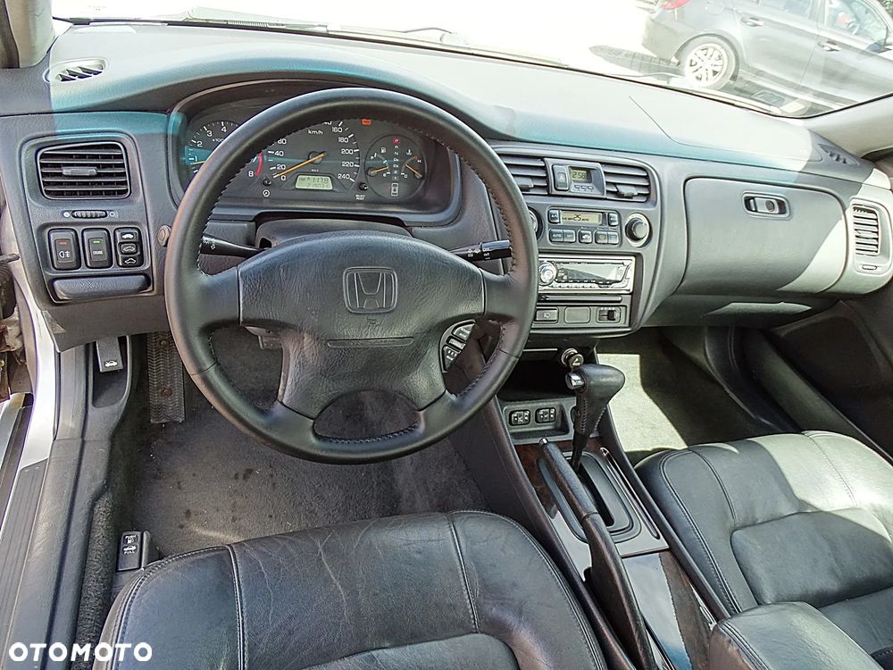 Honda Accord - 32