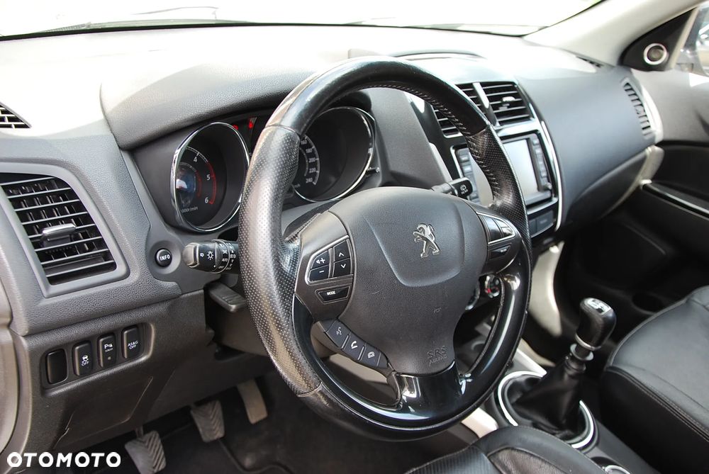 Peugeot 4008 - 15