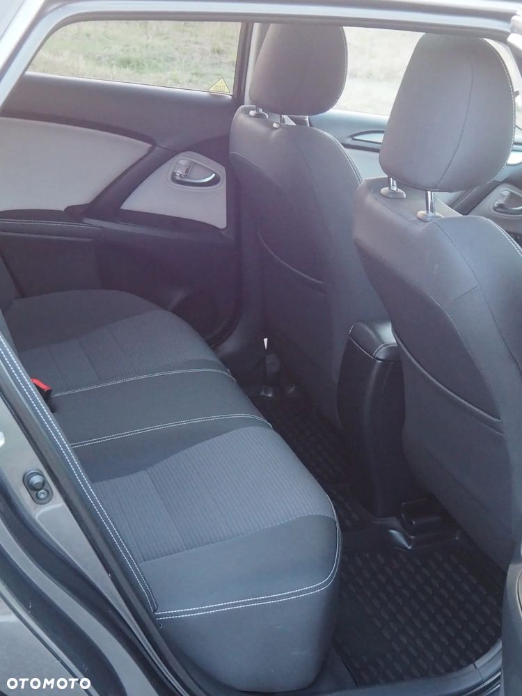 Toyota Avensis Touring Sports 2.0 D-4D Edition-S - 13