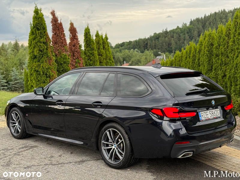 BMW Seria 5 520d M Sport Edition - 6