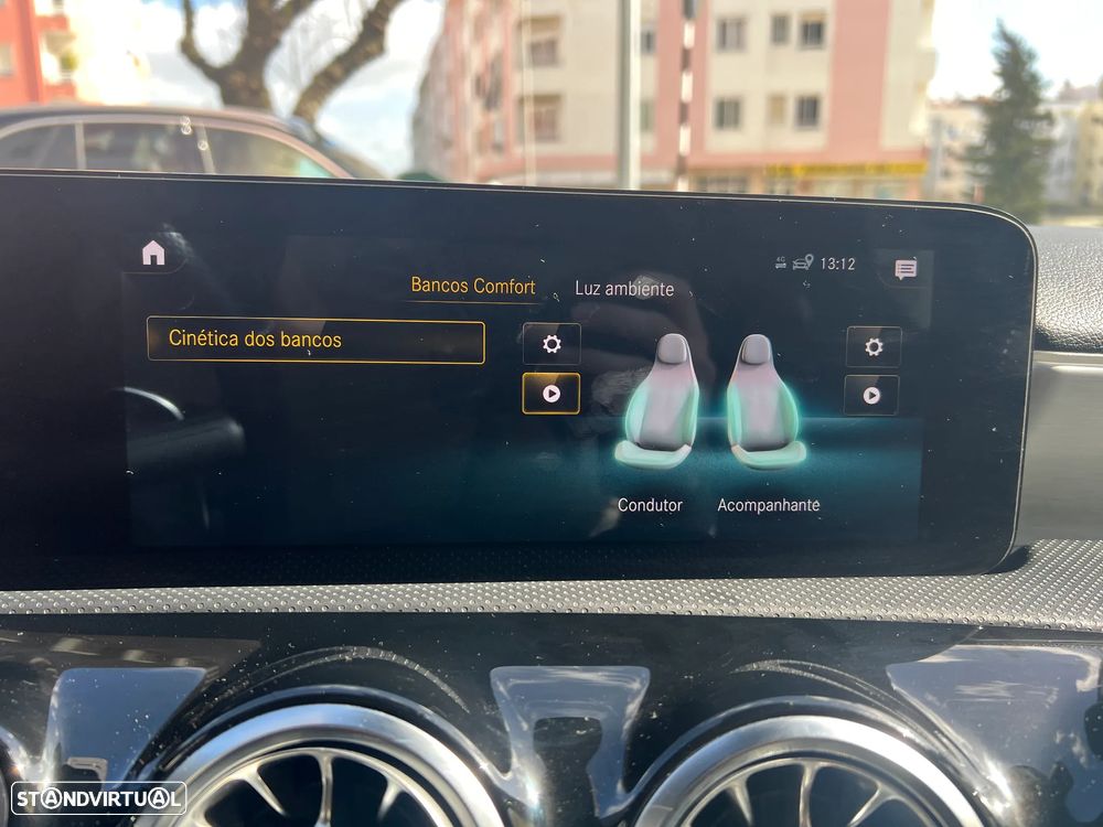 Mercedes-Benz A 35 AMG 4Matic - 23