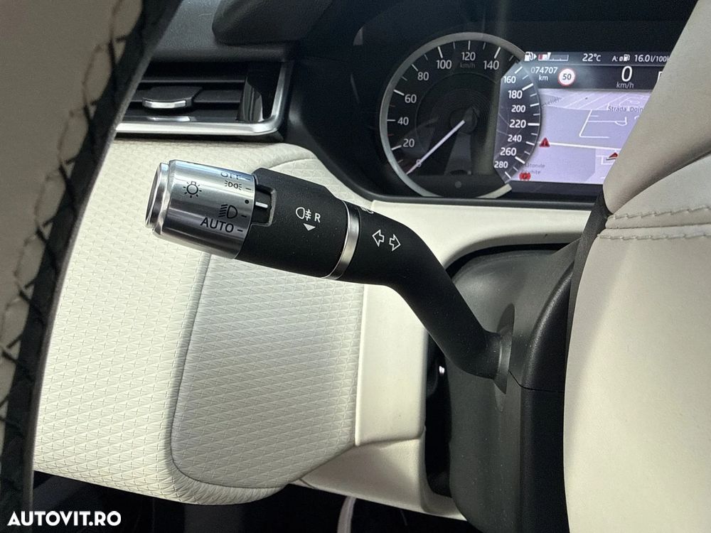 Land Rover Range Rover Velar - 16