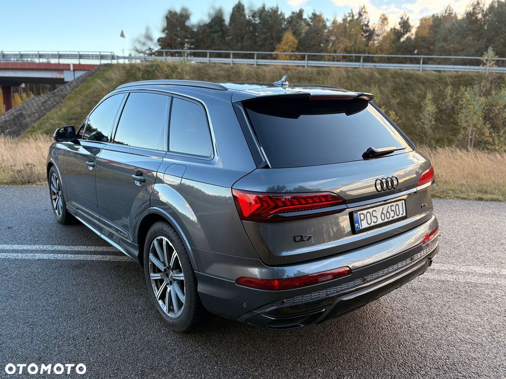 Audi Q7 60 TFSI e Quattro S Line Tiptr - 6