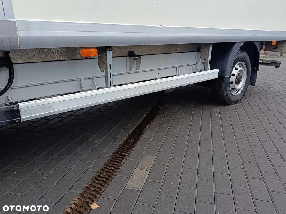 Fiat Ducato Kontener 8 EP Winda 2.3 Iveco 118 tys KM - 22