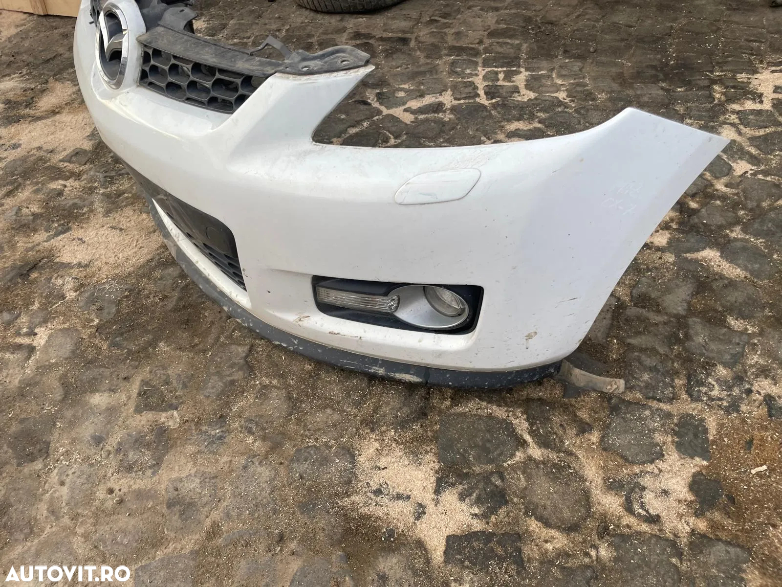 Bara spoiler fata Mazda CX-7 2008 - 2
