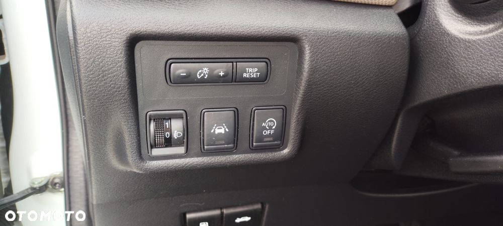 Nissan Micra 1.5 dCi Visia Plus - 12