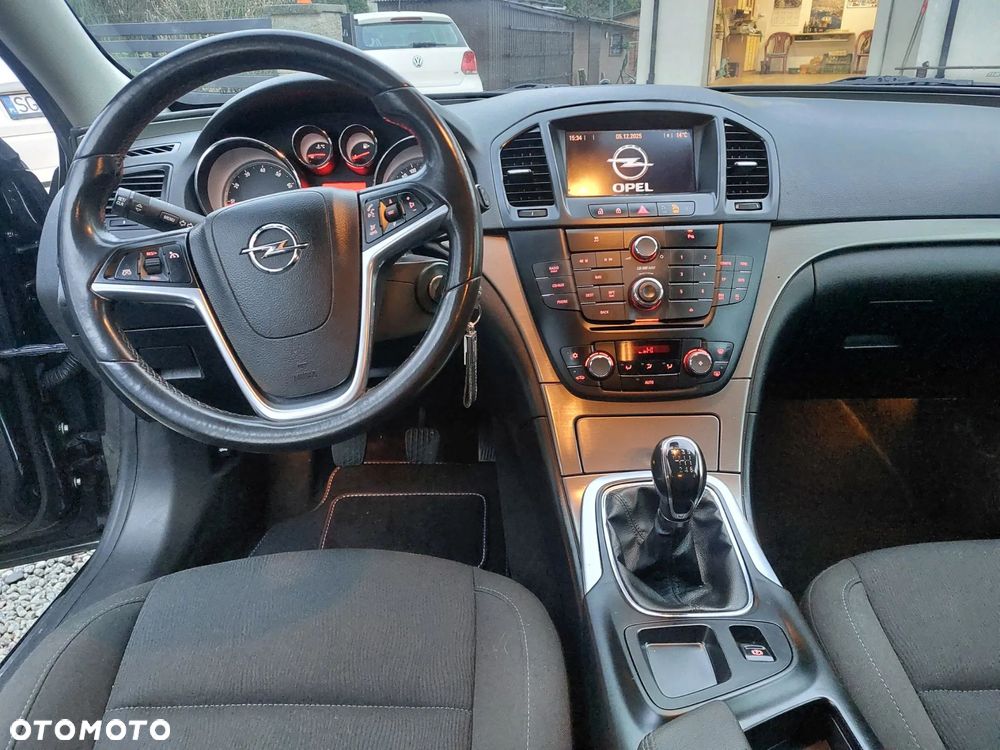 Opel Insignia 1.6 Turbo Sport - 14