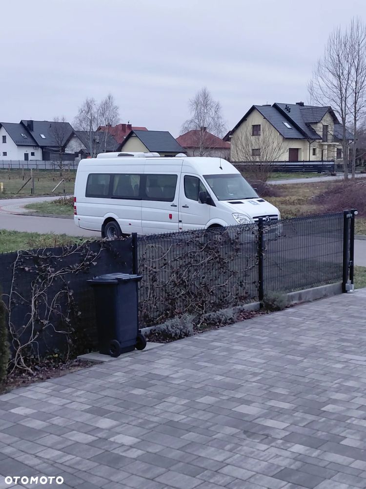 Mercedes-Benz Sprinter - 10