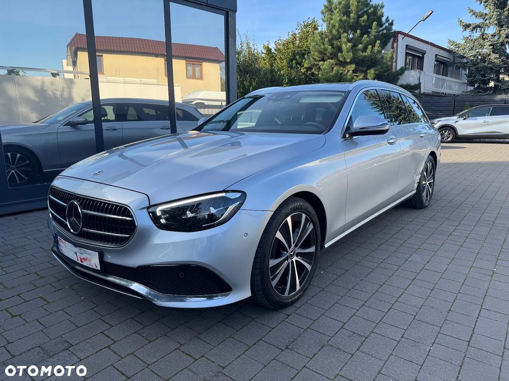 Mercedes-Benz Klasa E 220 d T 9G-TRONIC Avantgarde - 1