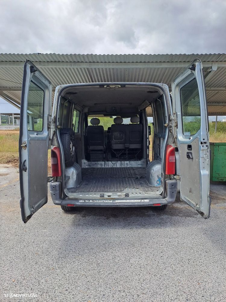 Nissan Interstar - 5