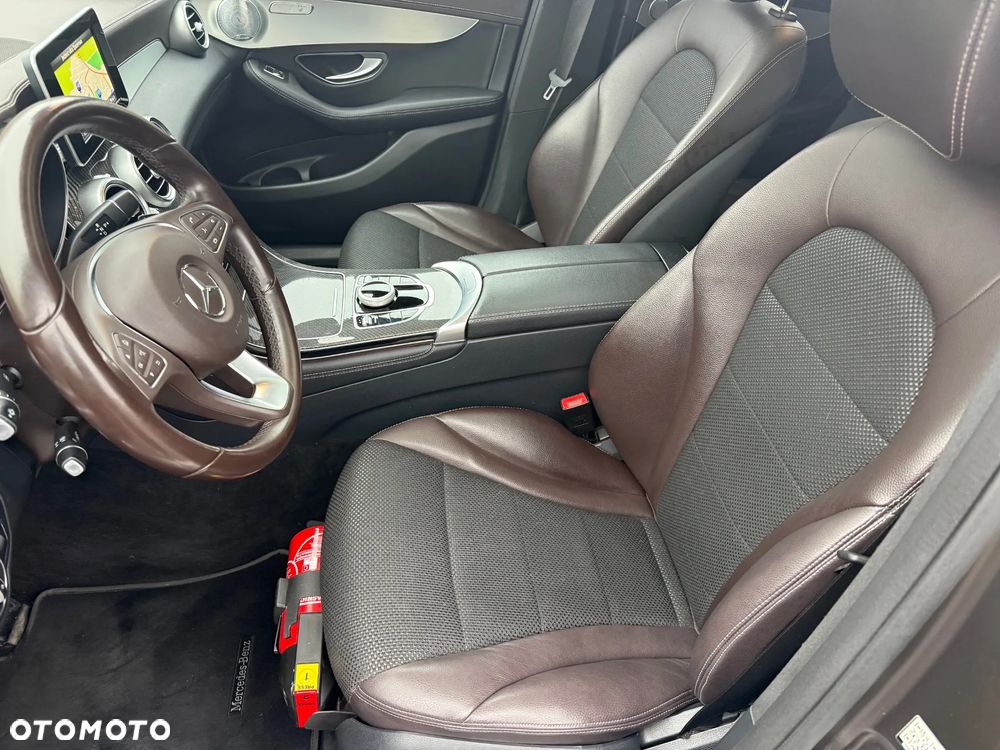 Mercedes-Benz GLC - 7