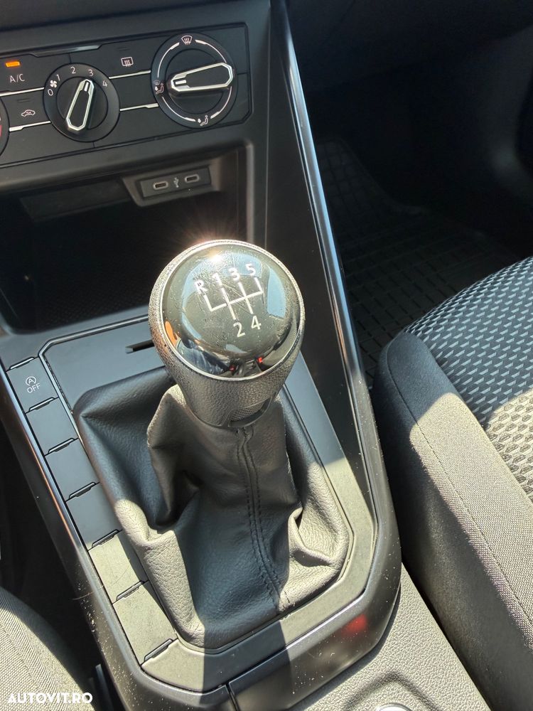 Volkswagen Polo - 30