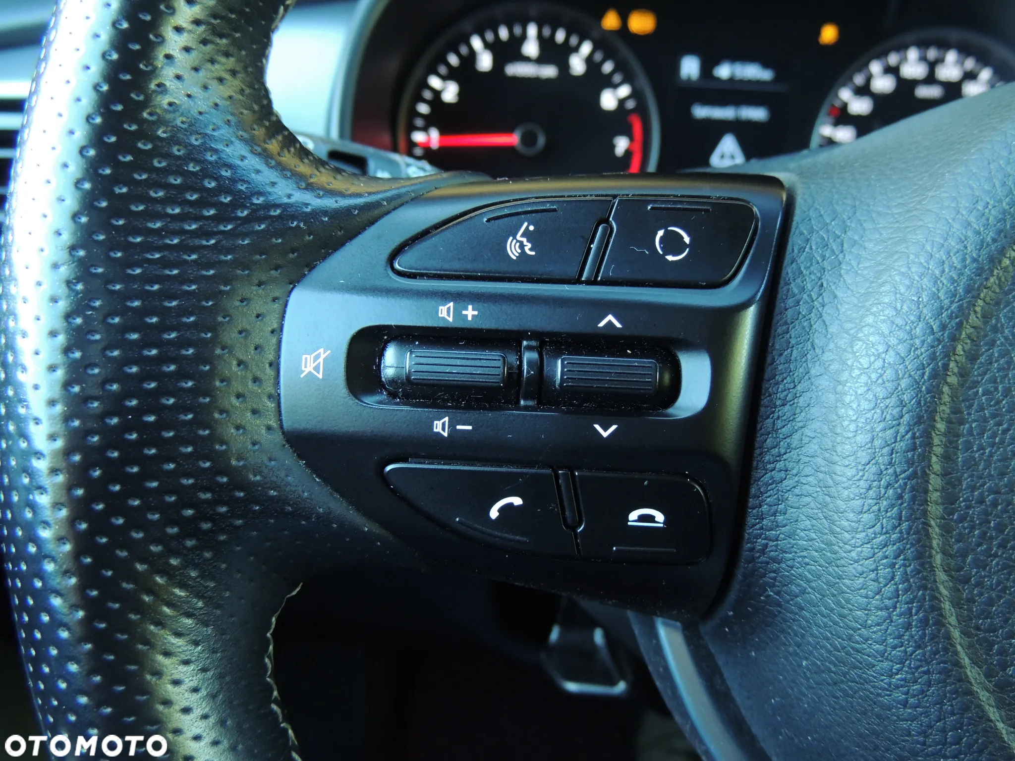 Kia Stonic 1.0 T-GDI XL - 23