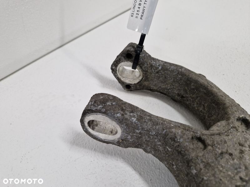 LINCOLN NAVIGATOR 2 II 5.4 B WAHACZ PRAWY TYŁ TYLNY - 6