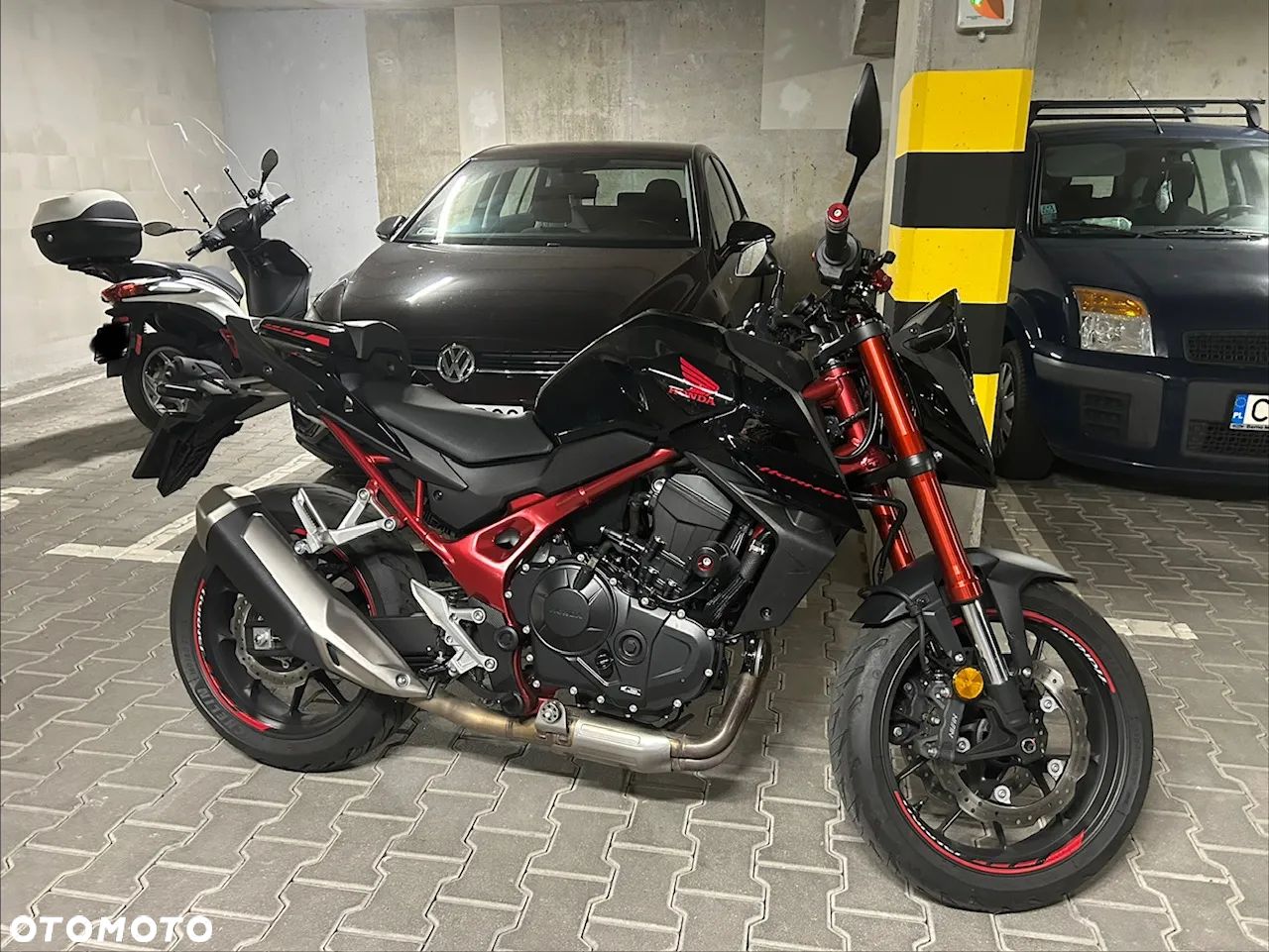 Honda CB - 1