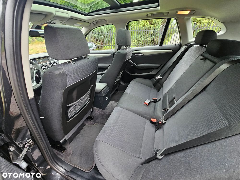 BMW X1 sDrive20d Sport Line - 17