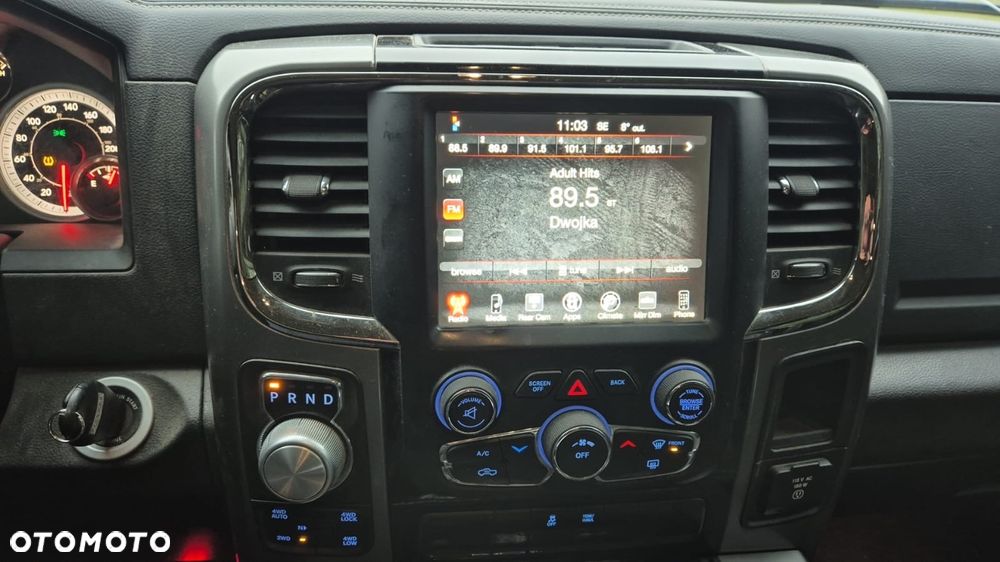 Dodge RAM 1500 5.7 4x4 - 10