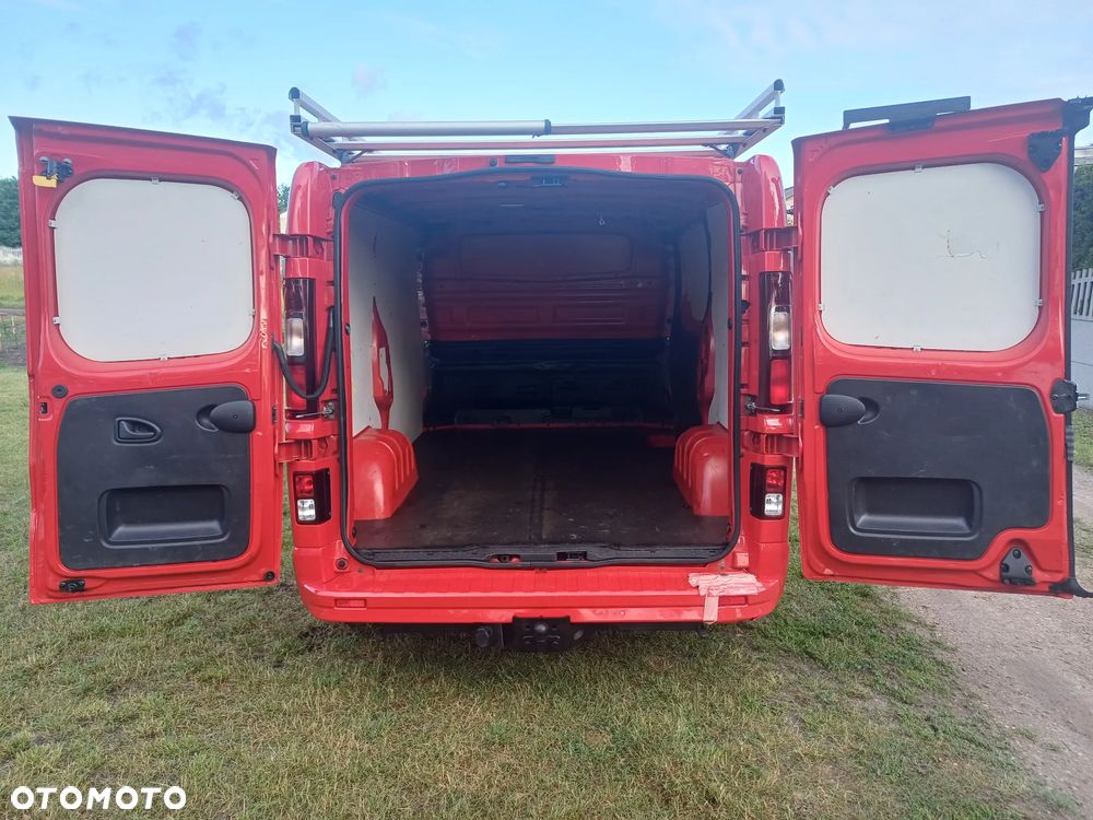 Opel Vivaro - 17