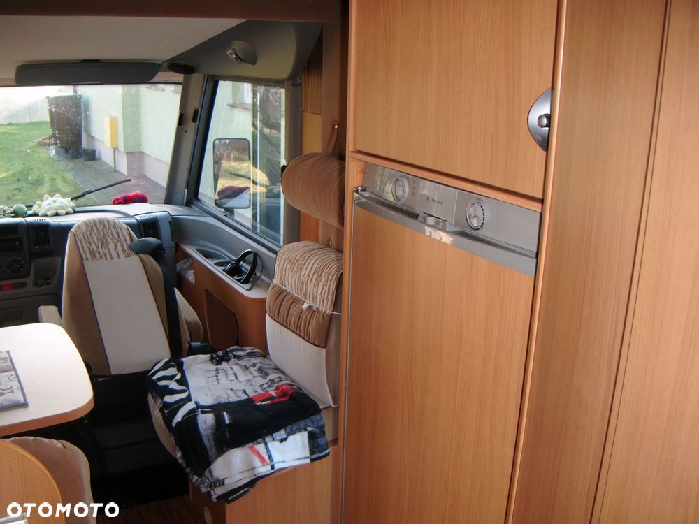 Burstner kamper Fiat Ducato - 14