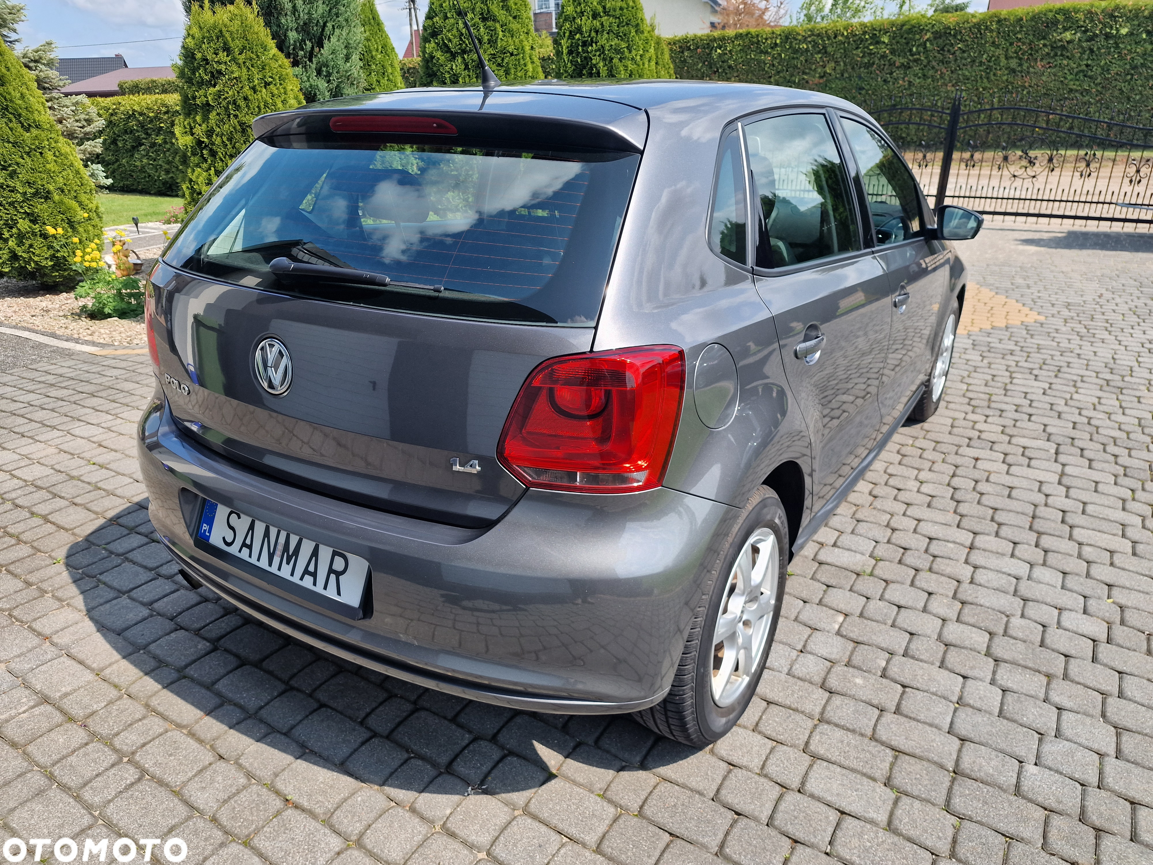 Volkswagen Polo 1.4 16V Comfortline - 9