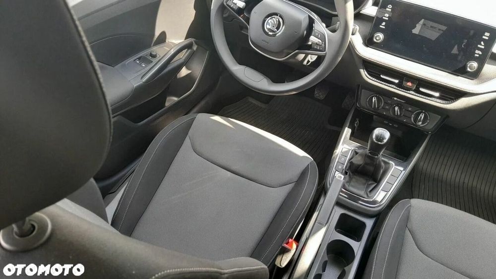 Skoda Fabia 1.0 TSI Selection - 14