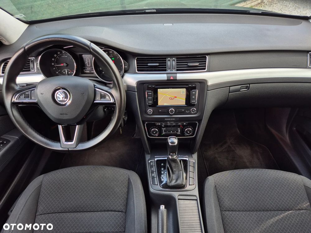 Skoda Superb 2.0 TDI DSG Elegance - 20