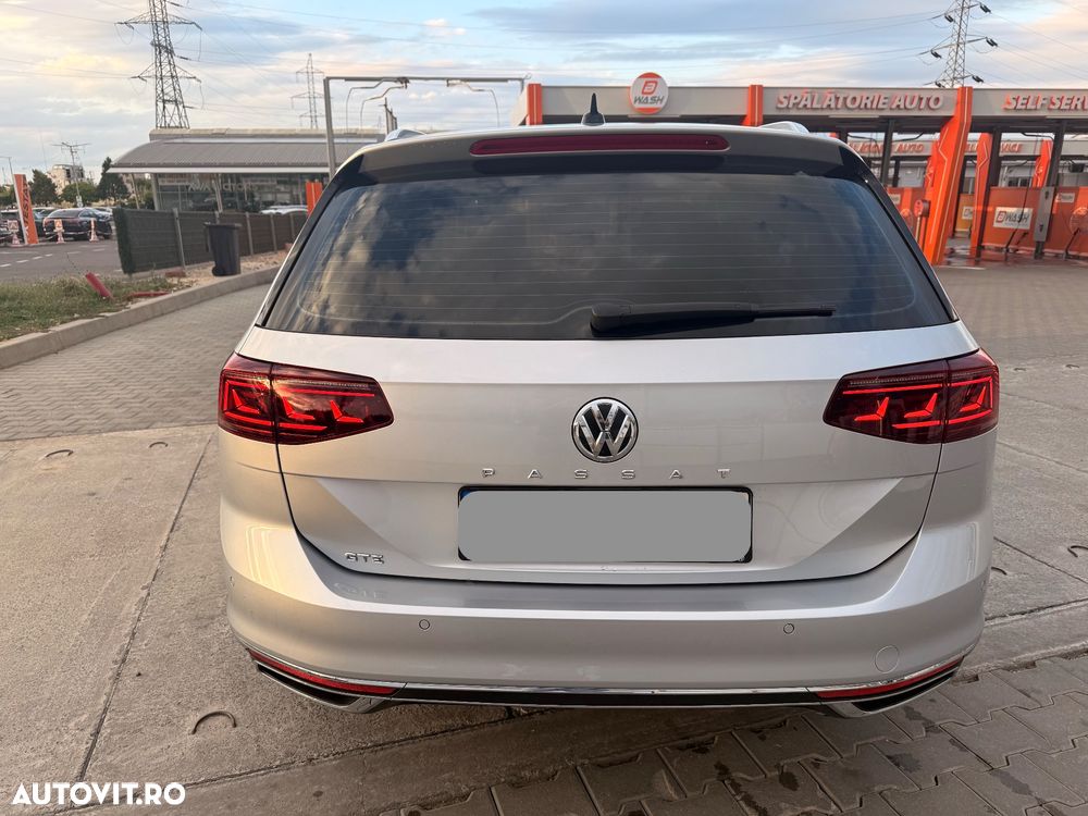 Volkswagen Passat GTE - 7
