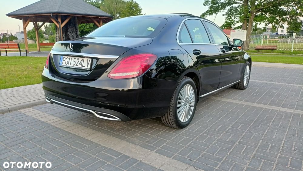 Mercedes-Benz Klasa C 180 7G-TRONIC Exclusive - 4