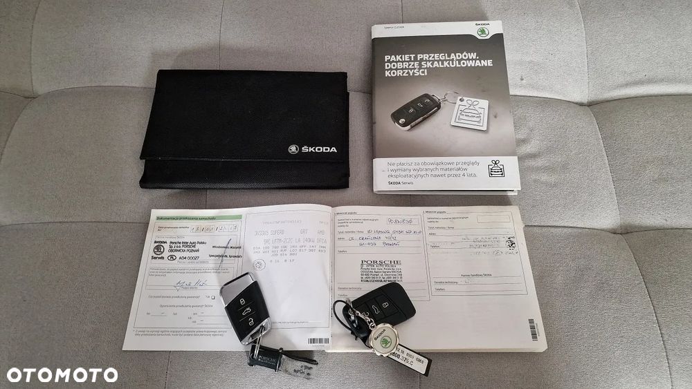 Skoda Superb 2.0 TDI Ambition - 24