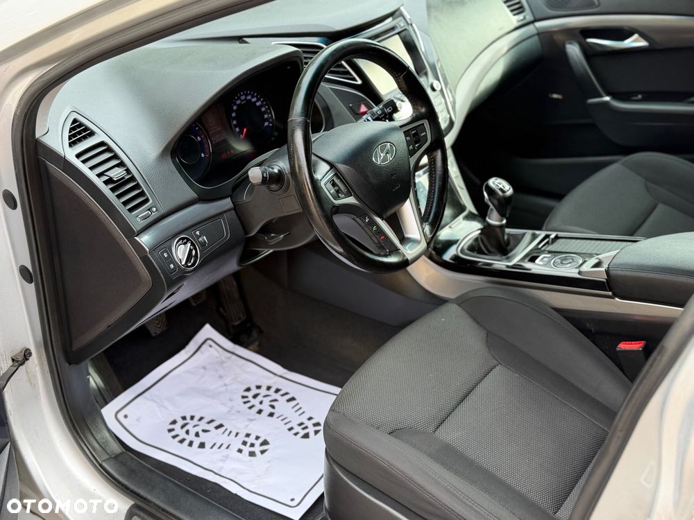 Hyundai i40 - 13