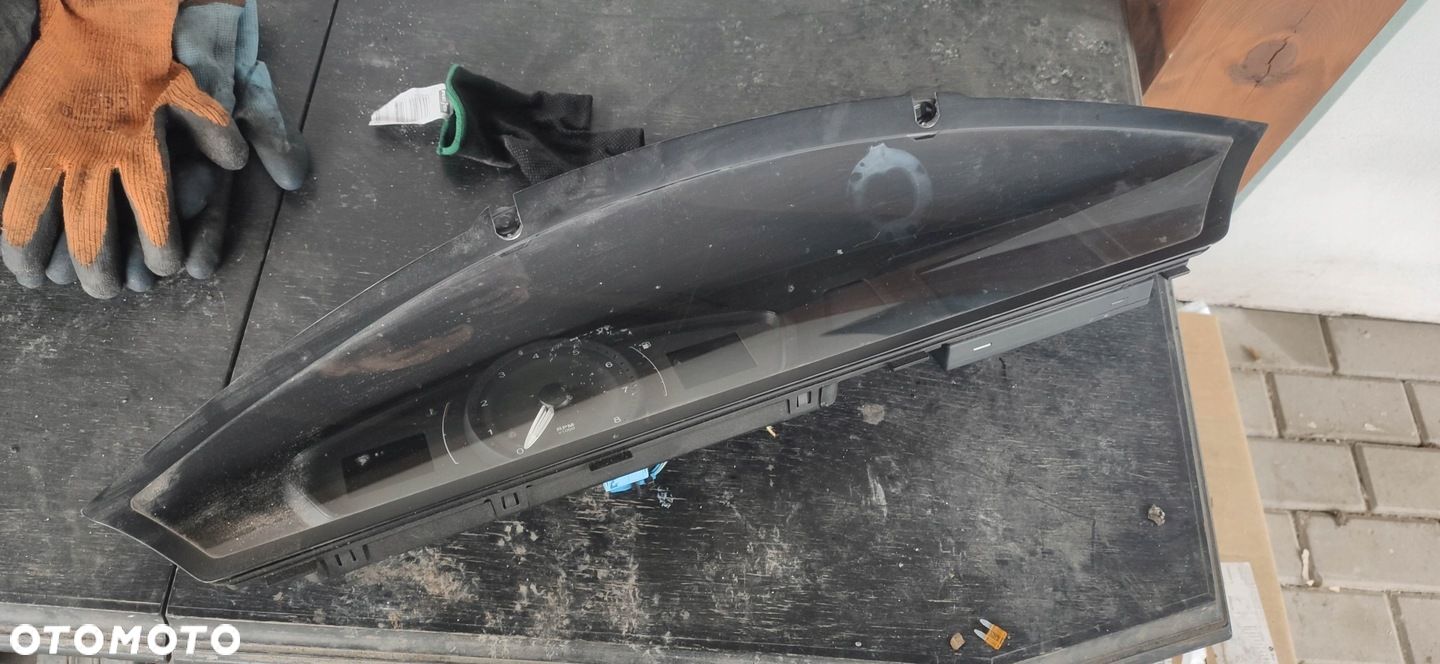 LICZNIK ZEGARY ROEWE 550 S 10007097 - 1