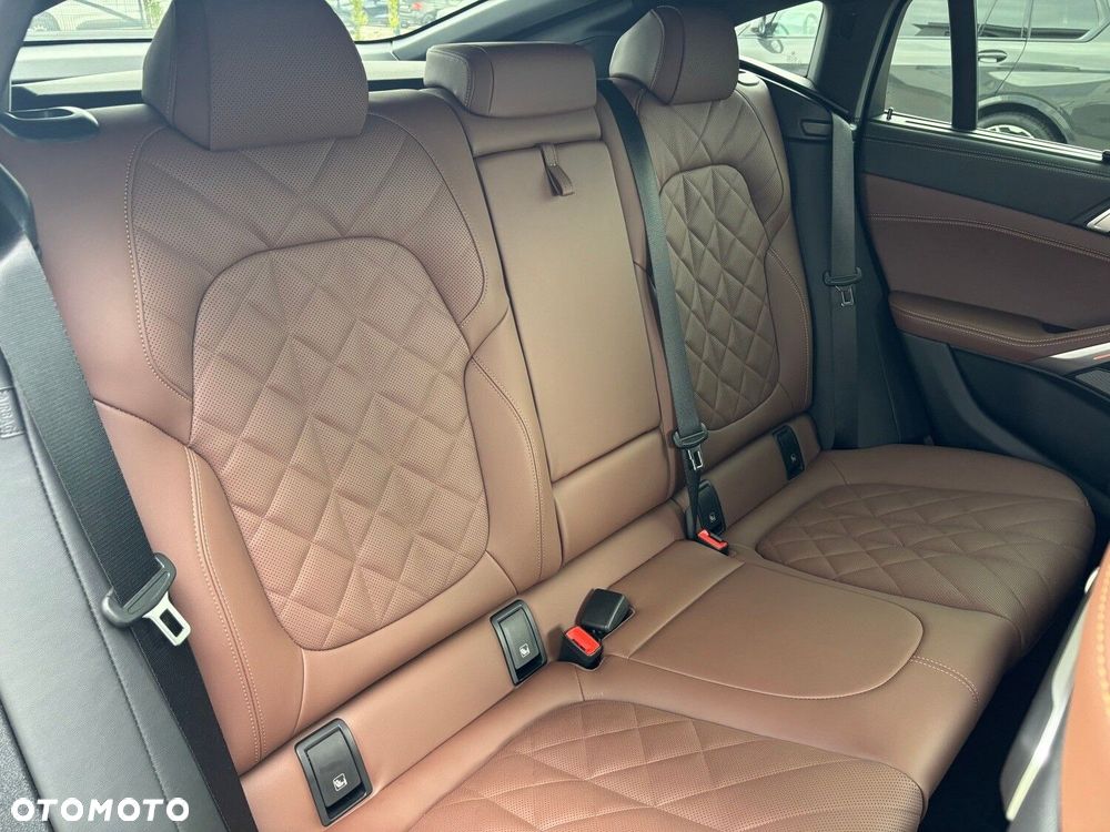 BMW X6 - 17