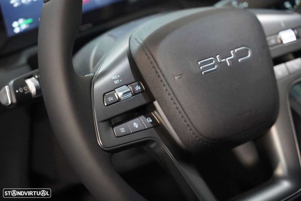 BYD Atto 2 1.5 DM-i Boost - 10
