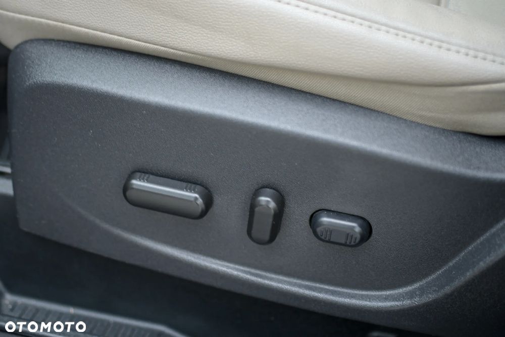 Ford Escape - 15