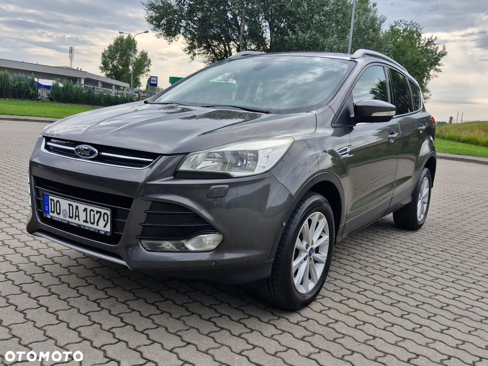 Ford Kuga 2.0 TDCi 2x4 Titanium - 14