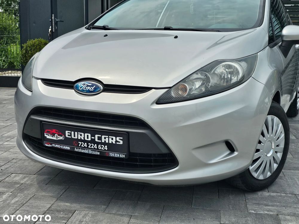 Ford Fiesta 1.25 Trend - 11