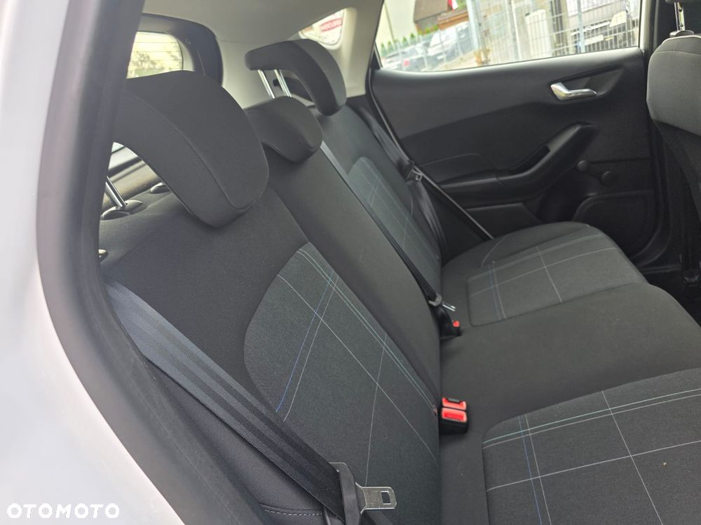 Ford Fiesta - 16