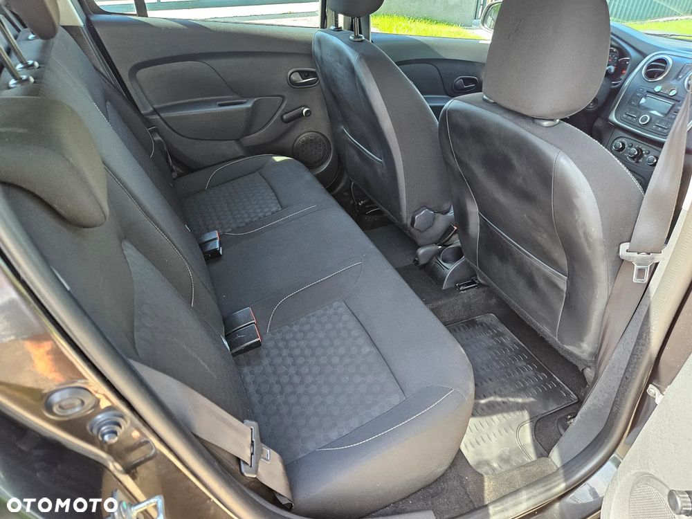 Dacia Logan 1.2 16V Laureate - 10