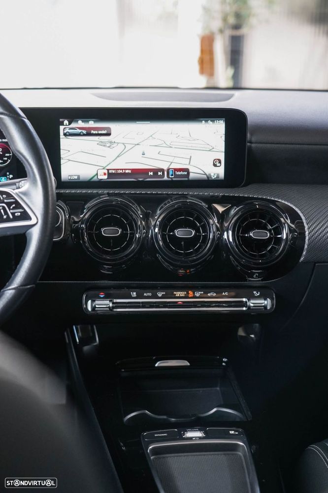 Mercedes-Benz A 200 Standard - 42