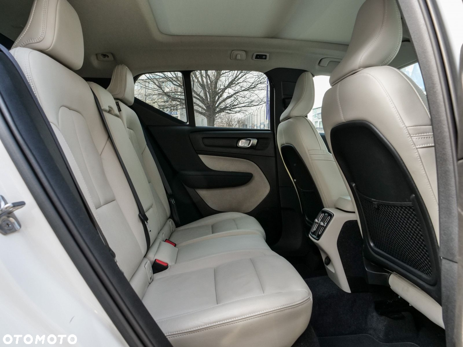 Volvo XC 40 - 30