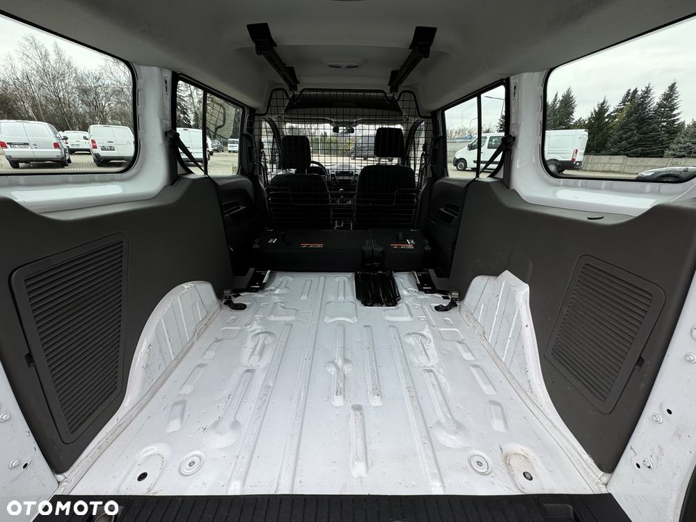 Ford Transit Connect Kombi 230 L2 Trend - 11