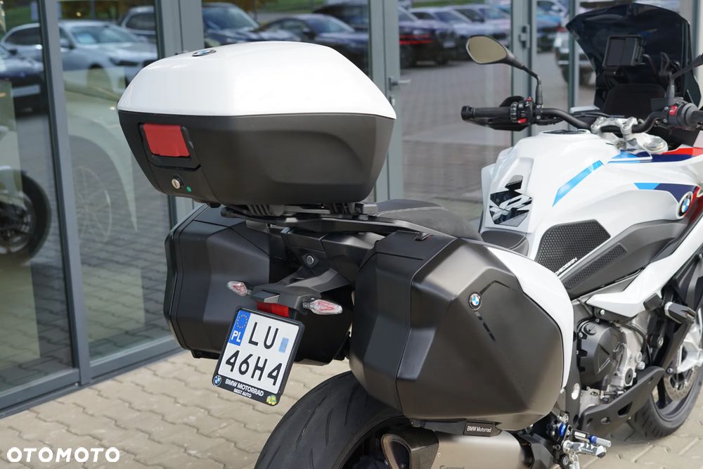 BMW S - 16