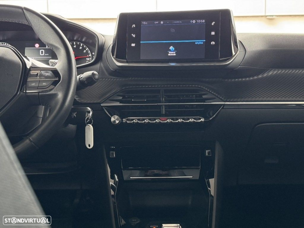 Peugeot 2008 1.5 BlueHDi Allure Pack EAT8 - 15