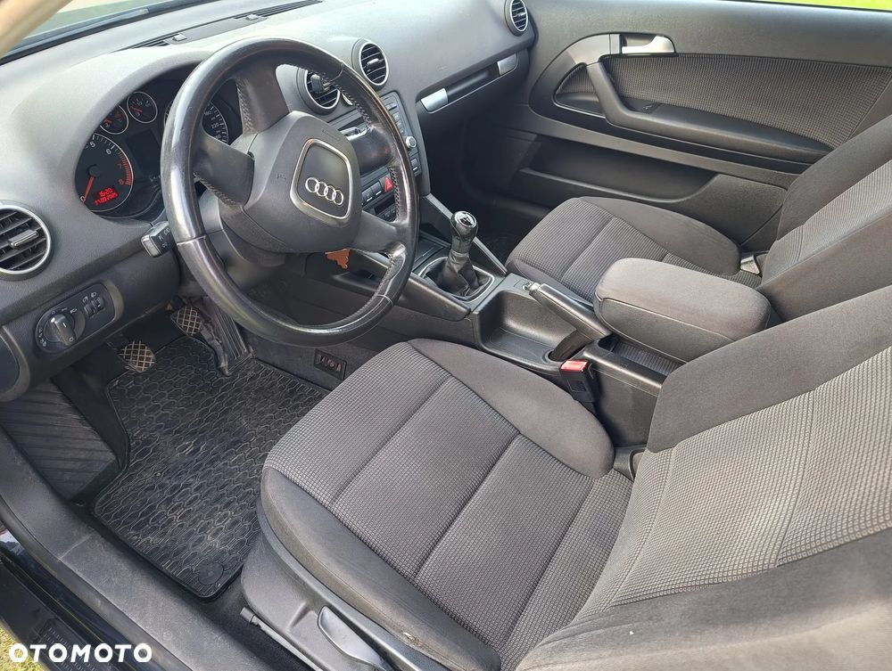 Audi A3 1.6 Ambition - 8