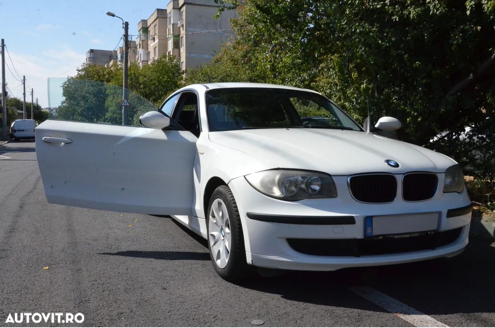 BMW Seria 1 116i - 1
