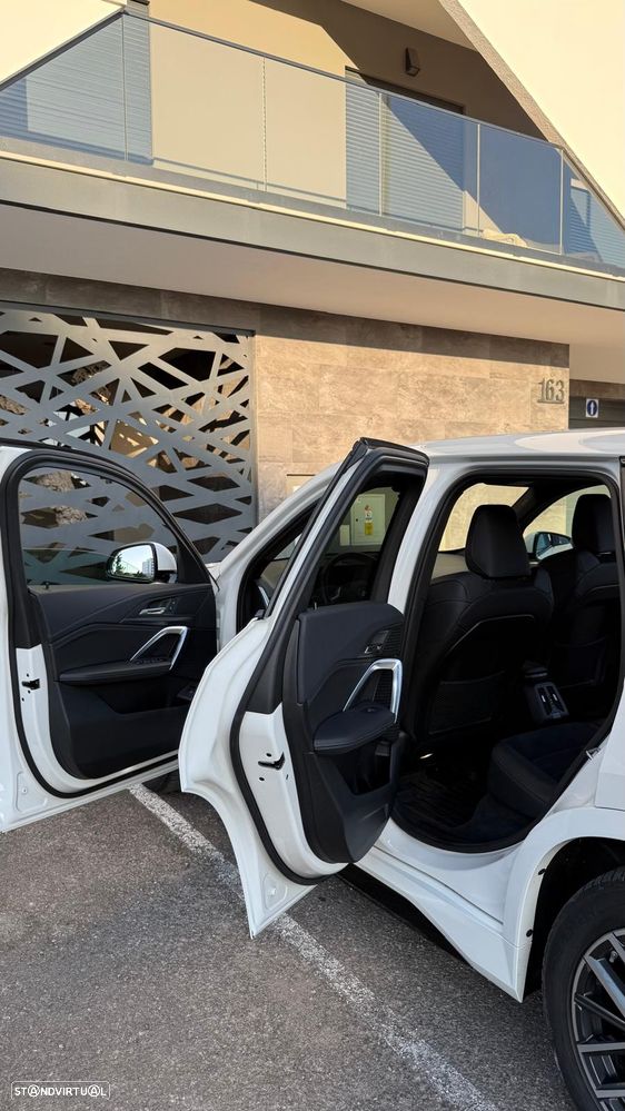 BMW iX1 xDrive30 Pack Desportivo M - 17