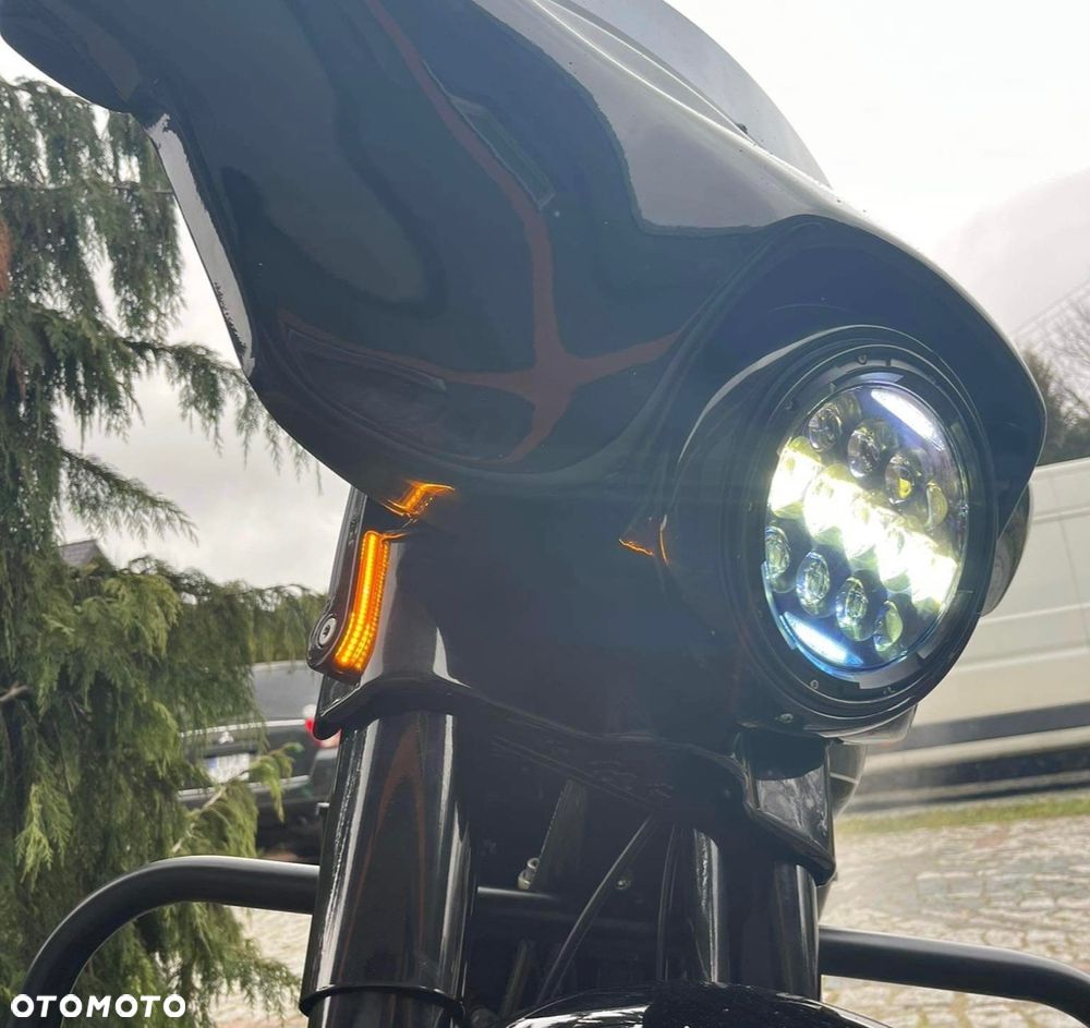 Harley-Davidson Touring Street Glide - 13