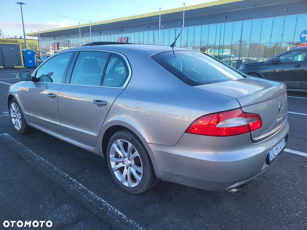 Skoda Superb 1.8 TSI Exclusive - 4
