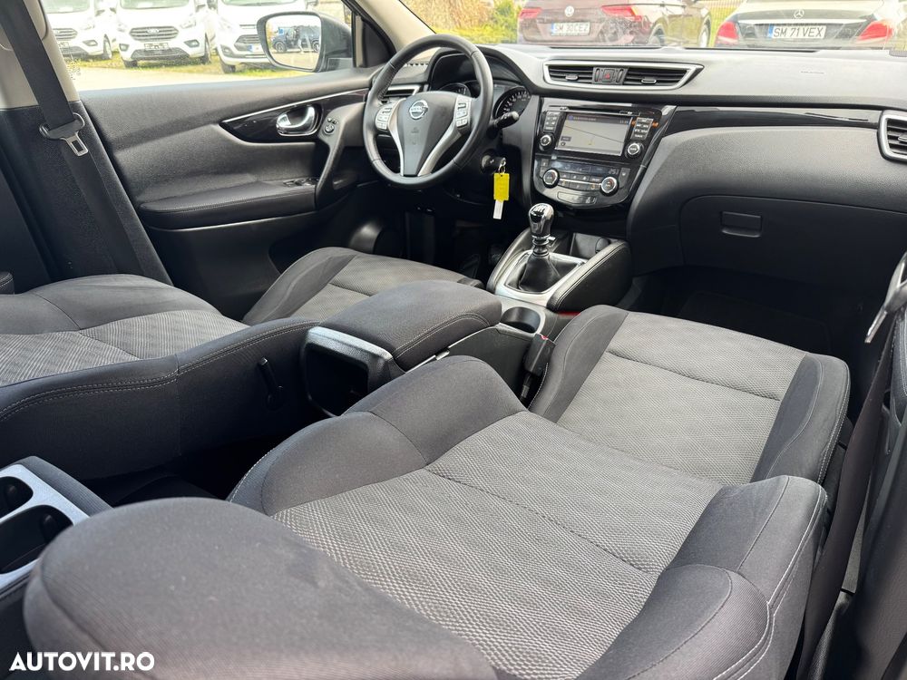 Nissan Qashqai 1.6 DCI Start/Stop 4X4 Acenta SP - 9