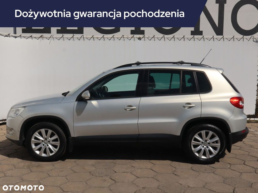 Volkswagen Tiguan - 4